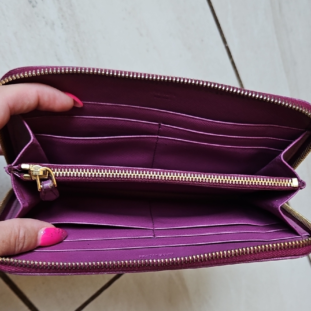 Prada Pink Leather Nylon Zippy Wallet with Iconic Logo - Picture 5 of 8